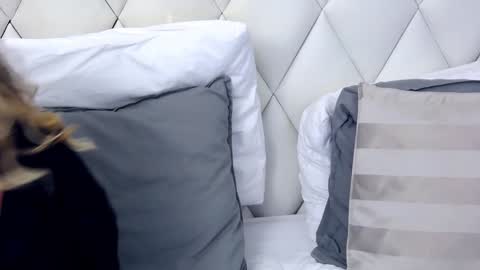 Gina online show from December 24, 2024, 5:05 am