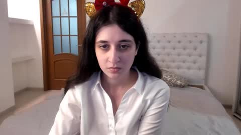 Kate online show from December 20, 2024, 10:38 am