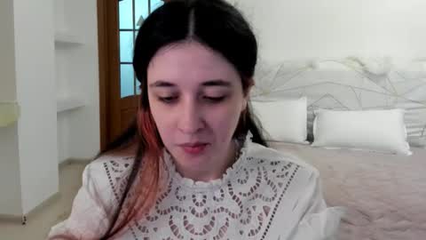 Kate online show from May 17, 2026, 9:06 am