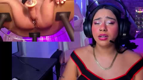 Gina online show from November 3, 2025, 2:46 am