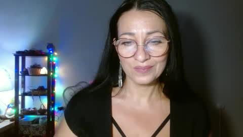 GinaONeon online show from November 13, 2025, 8:19 pm