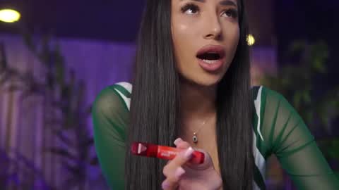 Gina online show from April 8, 2026, 7:58 pm