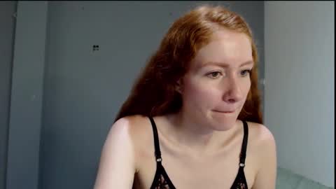 Snapshot of ginger_giirl chatting on October 24, 2025, 11:45 pm Ginger online show from October 24, 2025, 11:45 pm
