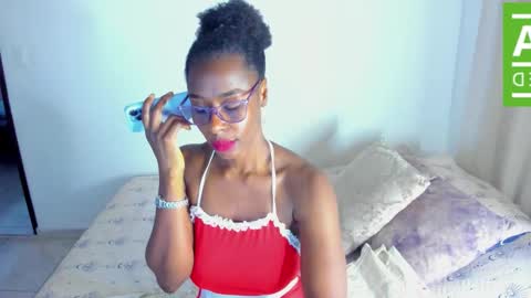 Snapshot of ginger_smil chatting on March 27, 2026, 12:49 pm Diana online show from March 27, 2026, 12:49 pm