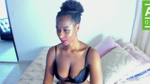 Snapshot of ginger_smil chatting on April 5, 2026, 3:42 pm Diana online show from April 5, 2026, 3:42 pm