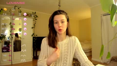 Snapshot of gingerbread__house chatting on March 28, 2026, 6:18 pm Vasilisa online show from March 28, 2026, 6:18 pm