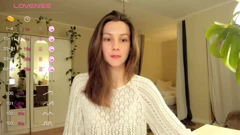 Snapshot of gingerbread__house chatting on June 5, 2026, 6:35 pm Vasilisa online show from June 5, 2026, 6:35 pm