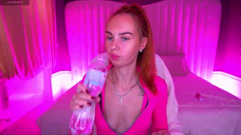 Snapshot of gingergazee chatting on November 11, 2025, 7:41 am GinegerGazee online show from November 11, 2025, 7:41 am