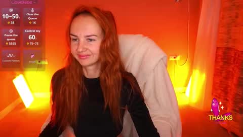 Snapshot of gingergazee chatting on December 4, 2025, 6:44 am GinegerGazee online show from December 4, 2025, 6:44 am