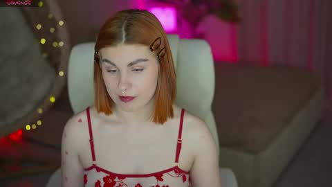 Snapshot of gingerrpink chatting on April 28, 2026, 7:08 pm Ginger Pink online show from April 28, 2026, 7:08 pm