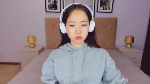 Snapshot of ginnycherry chatting on January 28, 2025, 10:34 am Ginny online show from January 28, 2025, 10:34 am