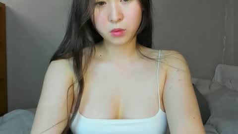 Snapshot of ginnycherry chatting on October 28, 2025, 7:49 pm Ginny online show from October 28, 2025, 7:49 pm