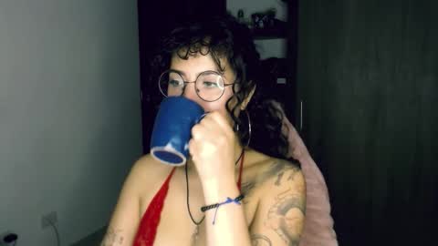 giny_bean online show from February 17, 2026, 9:39 am