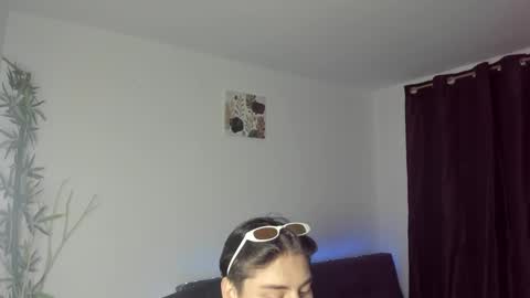 Snapshot of gio_russo chatting on December 12, 2024, 4:48 am GioRusso online show from December 12, 2024, 4:48 am