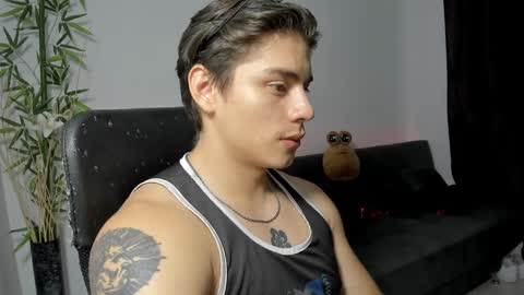 Snapshot of gio_russo chatting on January 11, 2025, 2:30 am GioRusso online show from January 11, 2025, 2:30 am