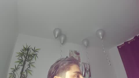 Snapshot of gio_russo chatting on January 18, 2025, 2:25 am GioRusso online show from January 18, 2025, 2:25 am