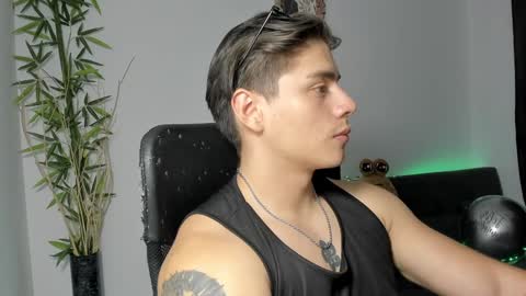 Snapshot of gio_russo chatting on January 29, 2025, 5:51 am GioRusso online show from January 29, 2025, 5:51 am