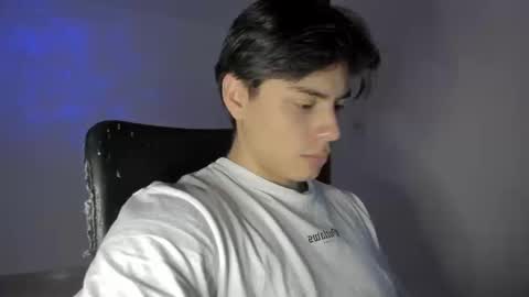 Snapshot of gio_russo chatting on September 19, 2025, 11:05 pm GioRusso online show from September 19, 2025, 11:05 pm