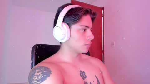 Snapshot of gio_russo chatting on September 22, 2025, 5:15 pm GioRusso online show from September 22, 2025, 5:15 pm