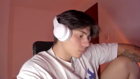 Snapshot of gio_russo chatting on October 11, 2025, 9:02 pm GioRusso online show from October 11, 2025, 9:02 pm