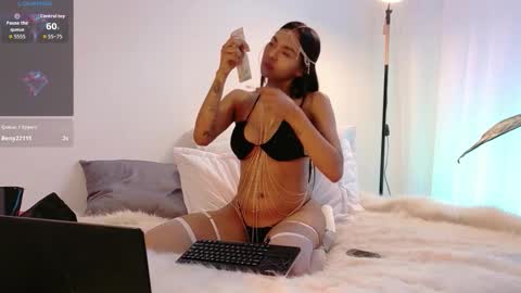 Giorgia Luxe online show from October 10, 2025, 9:14 pm