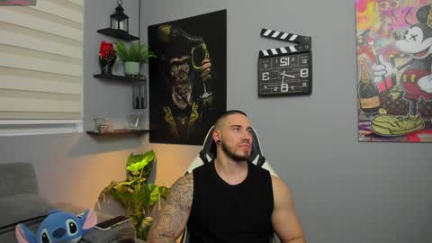 Giorgio leone online show from December 23, 2024, 10:33 pm