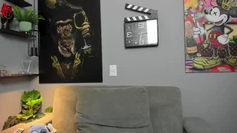 Giorgio leone online show from February 13, 2025, 1:40 am