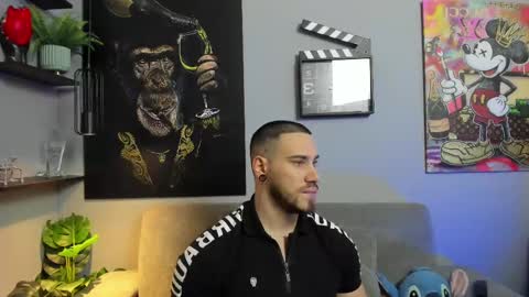 Giorgio leone online show from March 1, 2025, 10:10 pm