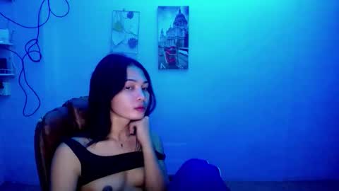 Snapshot of girl4u_aieshaxoxo chatting on November 18, 2025, 4:44 pm Aisha online show from November 18, 2025, 4:44 pm