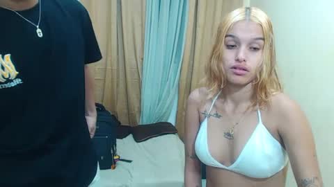 Snapshot of girl_destroy chatting on September 13, 2025, 2:28 pm adara y feelipe very hot sexy couple online show from September 13, 2025, 2:28 pm