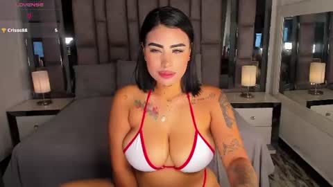 GIRL GRAY online show from July 9, 2026, 7:18 pm