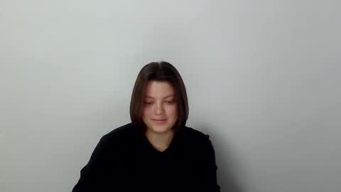 girl_leya online show from November 20, 2025, 8:19 pm