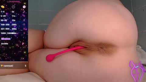 Snapshot of girlmalinkaa chatting on January 15, 2025, 7:59 am Anna online show from January 15, 2025, 7:59 am