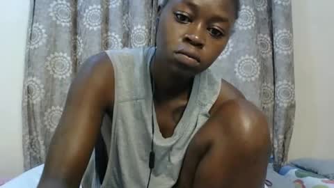 Sexy online show from November 19, 2025, 4:07 pm