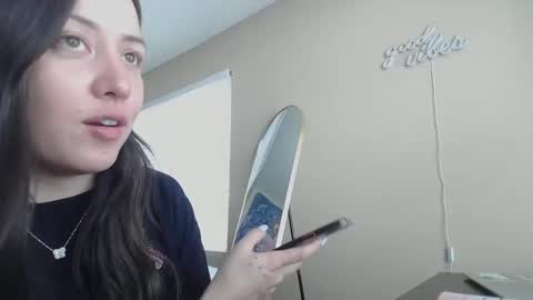 Jasmine online show from December 21, 2025, 6:26 pm