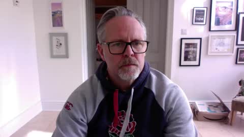 Snapshot of girlsandbikes chatting on April 2, 2026, 10:57 am girlsandbikes online show from April 2, 2026, 10:57 am