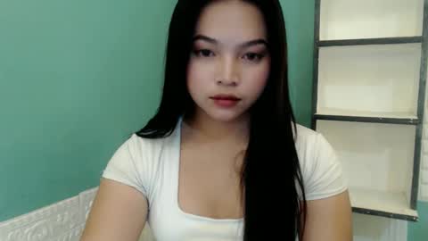 Snapshot of girlthatuneedxxx chatting on September 13, 2025, 5:02 pm Rhaine online show from September 13, 2025, 5:02 pm