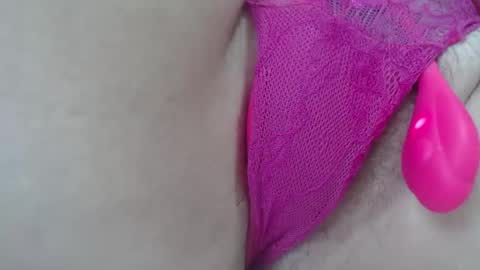 Snapshot of girlvictoria chatting on October 23, 2025, 1:32 pm Victoria online show from October 23, 2025, 1:32 pm