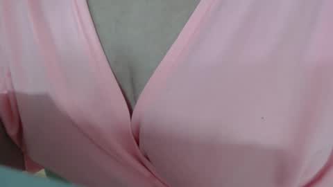 Snapshot of girlvictoria chatting on November 2, 2025, 9:44 am Victoria online show from November 2, 2025, 9:44 am