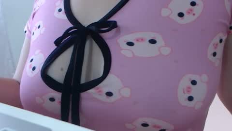 Snapshot of girlvictoria chatting on November 3, 2025, 3:24 pm Victoria online show from November 3, 2025, 3:24 pm