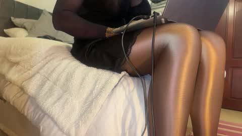 Snapshot of girlyfetish chatting on January 18, 2026, 5:50 pm girlyfetish online show from January 18, 2026, 5:50 pm