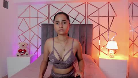 GISELLE ROLDAN online show from March 2, 2025, 12:54 pm