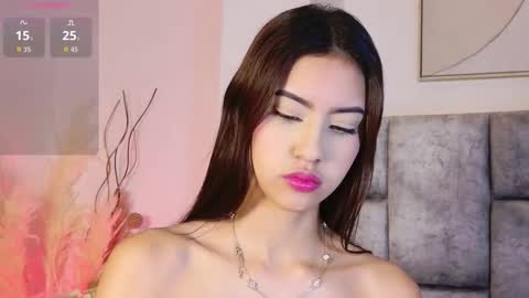 giselleclair online show from November 13, 2025, 12:04 pm