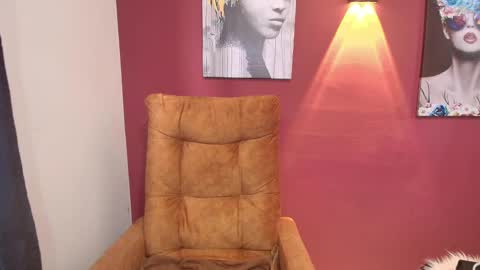 Snapshot of gissel_angel chatting on March 4, 2025, 7:54 pm Gissel angel online show from March 4, 2025, 7:54 pm