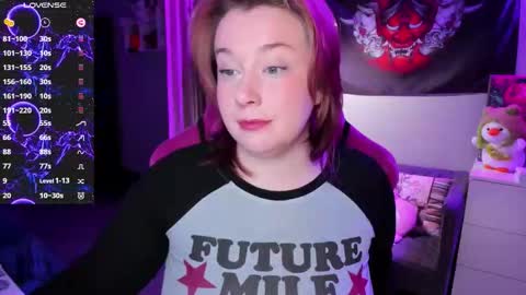 AlexaMillis online show from October 27, 2025, 11:09 pm