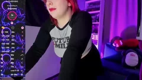 AlexaMillis online show from February 25, 2026, 10:52 pm