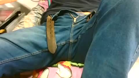 giulio__35 online show from November 21, 2025, 4:49 pm