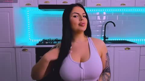 Giulia online show from March 19, 2026, 9:30 pm