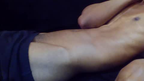 Snapshot of give_us_pleasure chatting on February 3, 2025, 2:24 pm give_us_pleasure online show from February 3, 2025, 2:24 pm