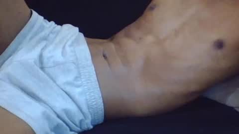 Snapshot of give_us_pleasure chatting on March 4, 2025, 1:17 pm give_us_pleasure online show from March 4, 2025, 1:17 pm